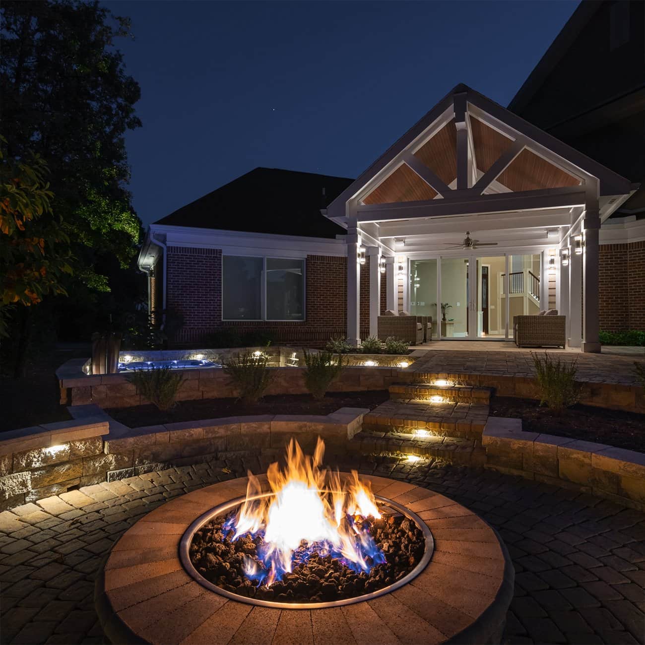 Classic White Landscape Accent Light LED Lights Haven Lighting