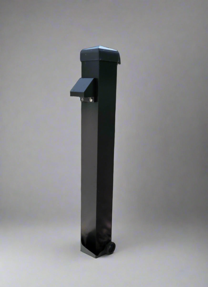 9 Series Pro Full Color LED Modern Path Light – Sleek, energy-efficient outdoor lighting with vibrant color options.