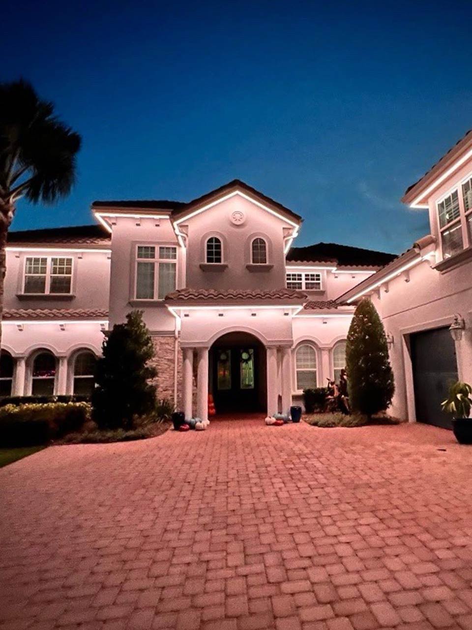 A large-sized home with Haven Evolution lighting installation.